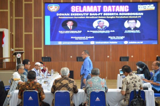 Surveilen evaluasi usulan penyesuaian keputusan Akreditasi Perguruan Tinggi dalam rangka Perubahan Bentuk STKIP Adzkia menjadi Universitas Adzkia